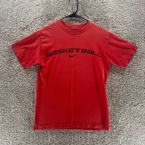 Nike Shirt Mens Medium Red Basketball Short Sleeve Cotton Logo Casual Crew Neck